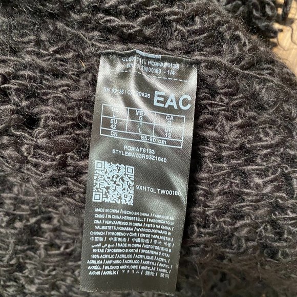 Guess Funky Black Sweater - Picture 6 of 6